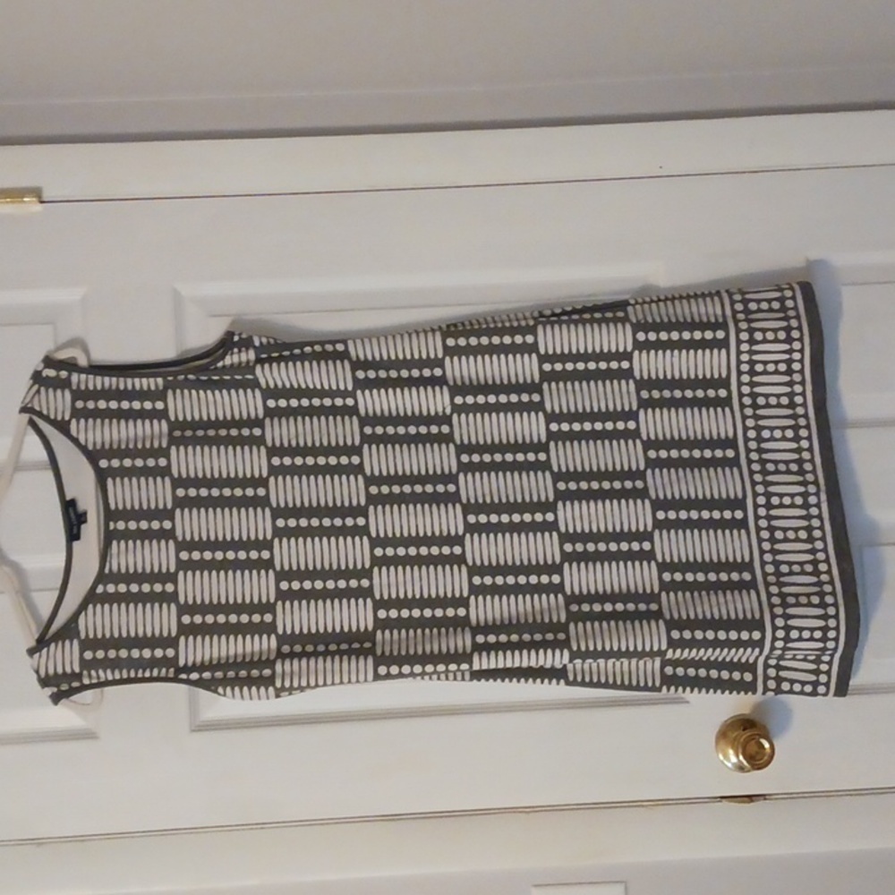 Max edition midi sleeveless dress gray white size XL  distressed look NWOT
